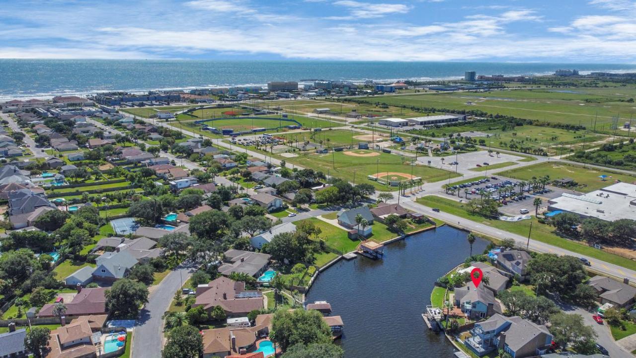Beauty On The Water! Lake House Near The Beaches! Galveston Exteriör bild
