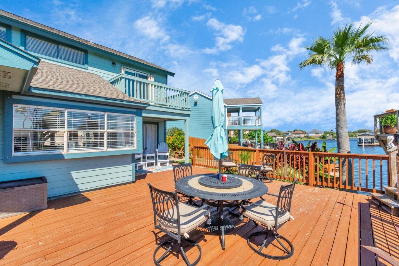 Beauty On The Water! Lake House Near The Beaches! Galveston Exteriör bild